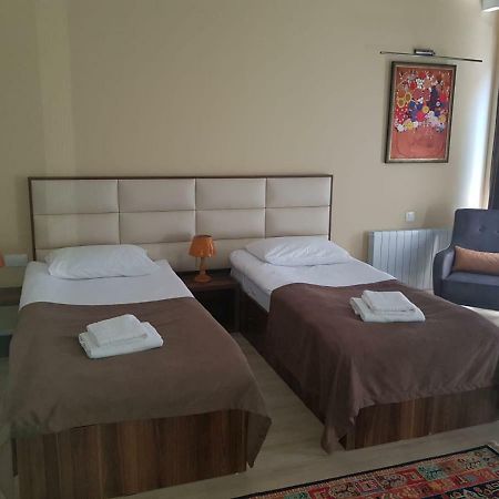 Apart Hotel Avlabari Yard Τυφλίδα Εξωτερικό φωτογραφία