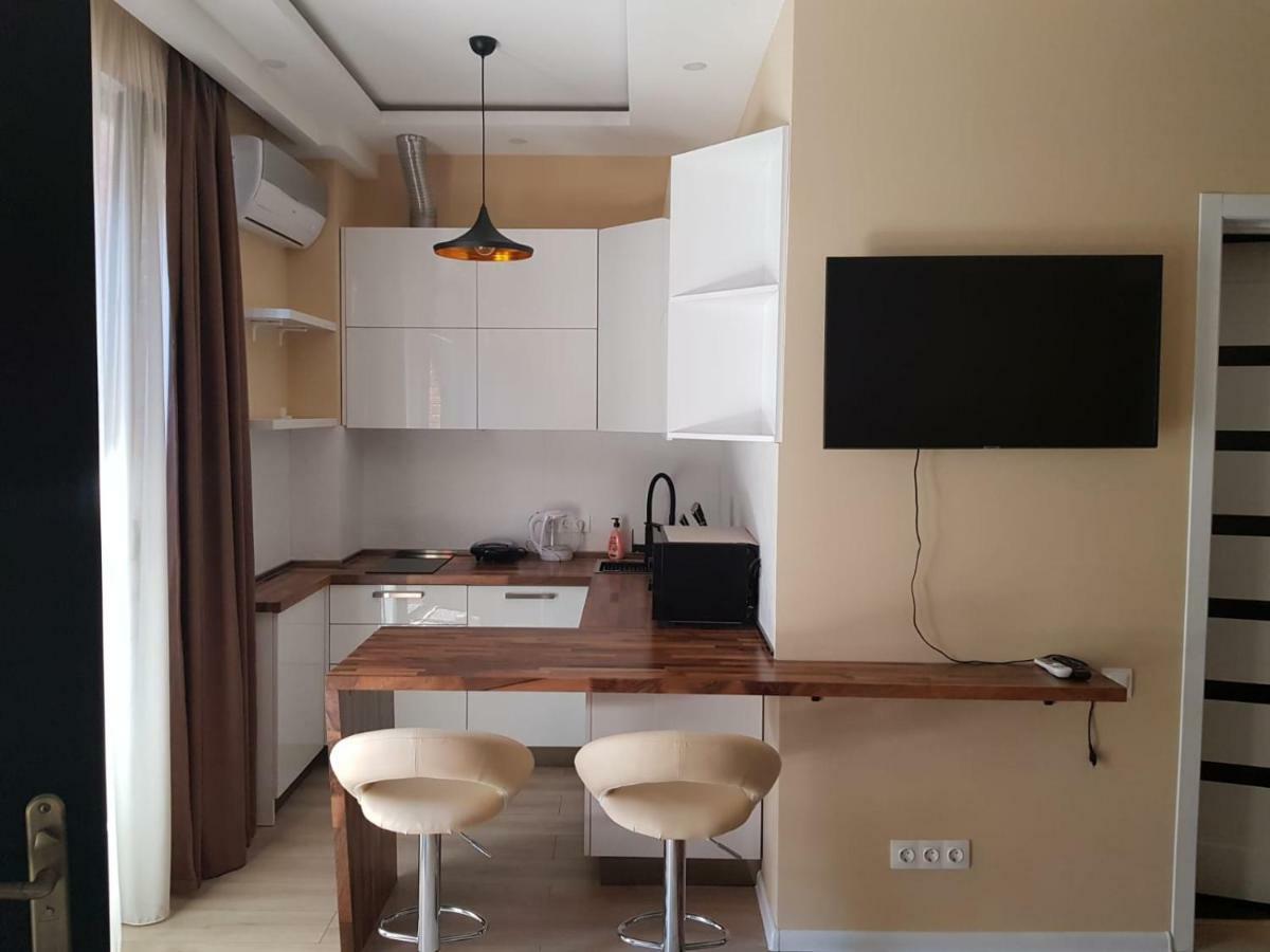 Apart Hotel Avlabari Yard Τυφλίδα Εξωτερικό φωτογραφία